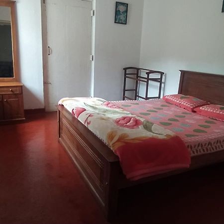נוארה אליה Chilly Croc Hostel מראה חיצוני תמונה