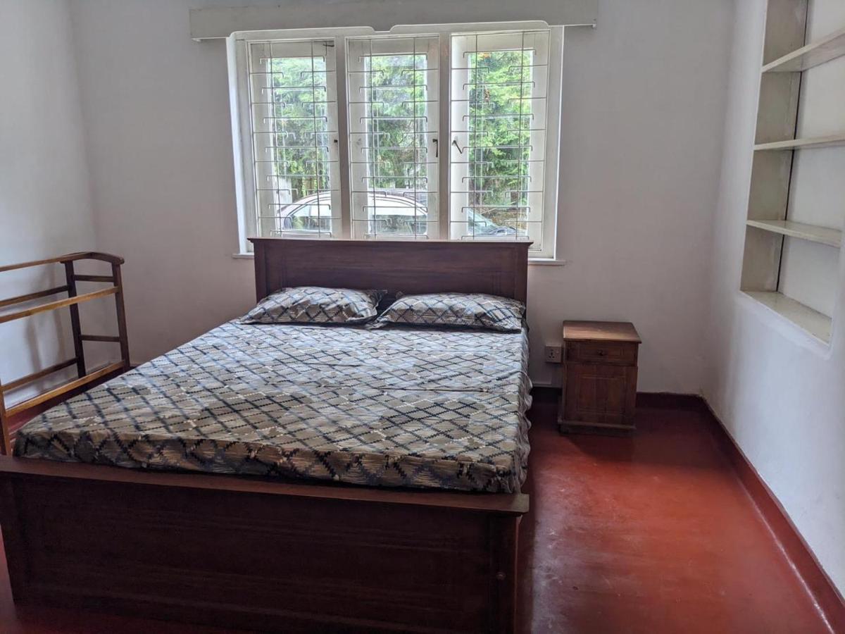 נוארה אליה Chilly Croc Hostel מראה חיצוני תמונה
