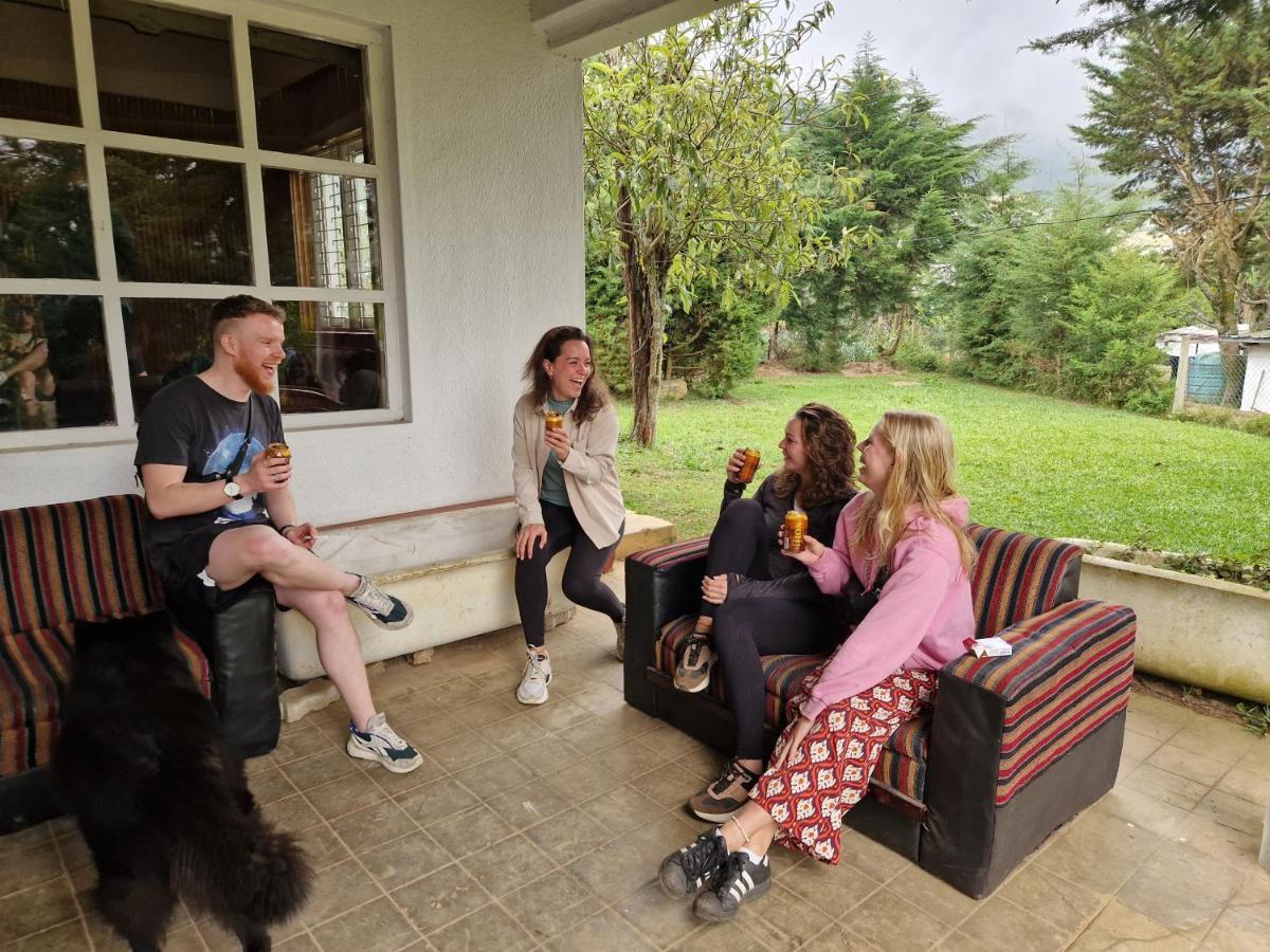 נוארה אליה Chilly Croc Hostel מראה חיצוני תמונה